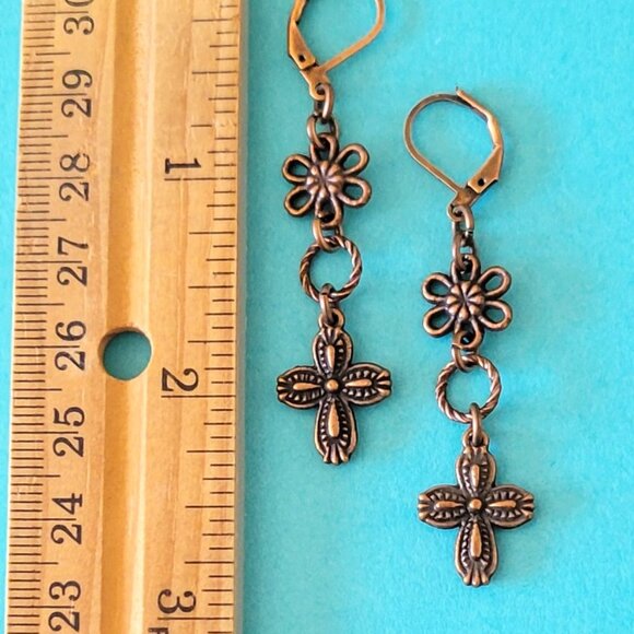 CROSS Daisy Flower Copper Brass Lever Back Earrings Southwestern Westernwear - Picture 9 of 10